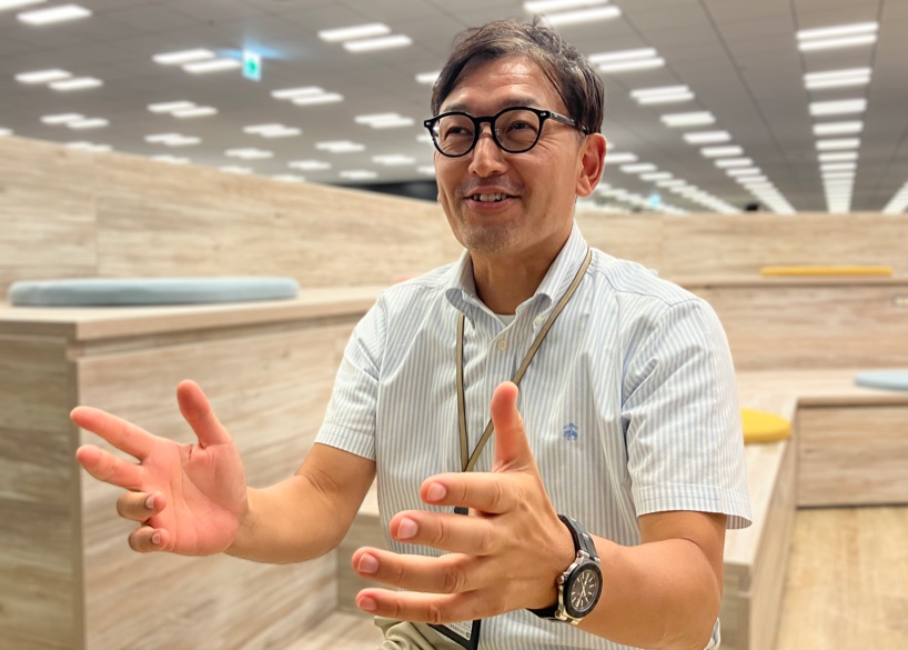 事業戦略本部・昇降機販売企画部 副部長 井上久和