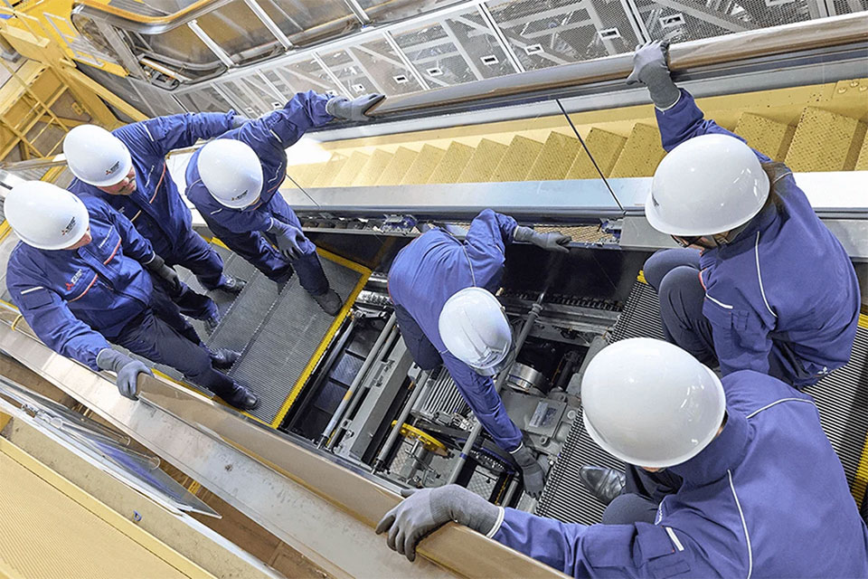 実機を使った実践的な研修環境